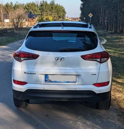 Hyundai Tucson cena 71900 przebieg: 107000, rok produkcji 2017 z Szczebrzeszyn małe 46